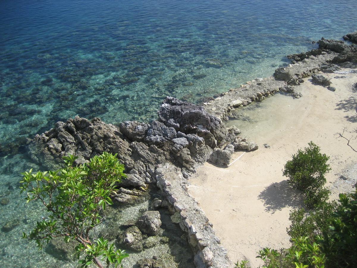 Iris Island Eco Resort Бусуанга Экстерьер фото