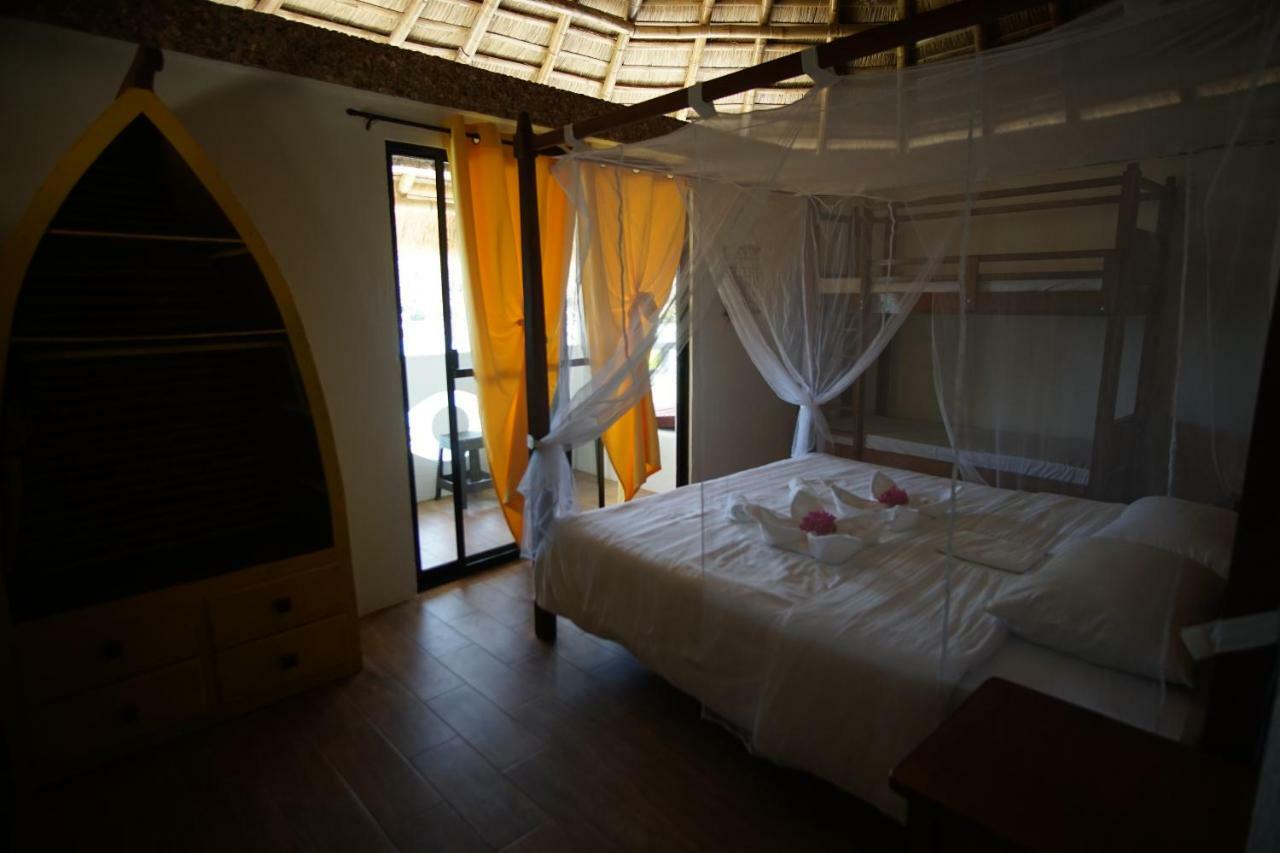 Iris Island Eco Resort Бусуанга Экстерьер фото
